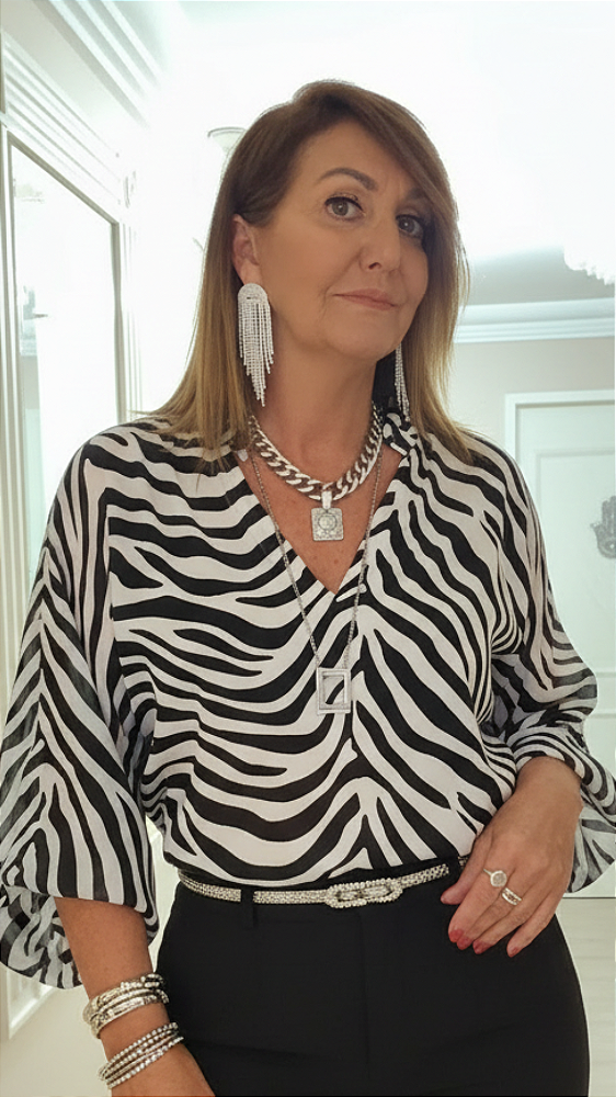Blusa animal print preta/bege