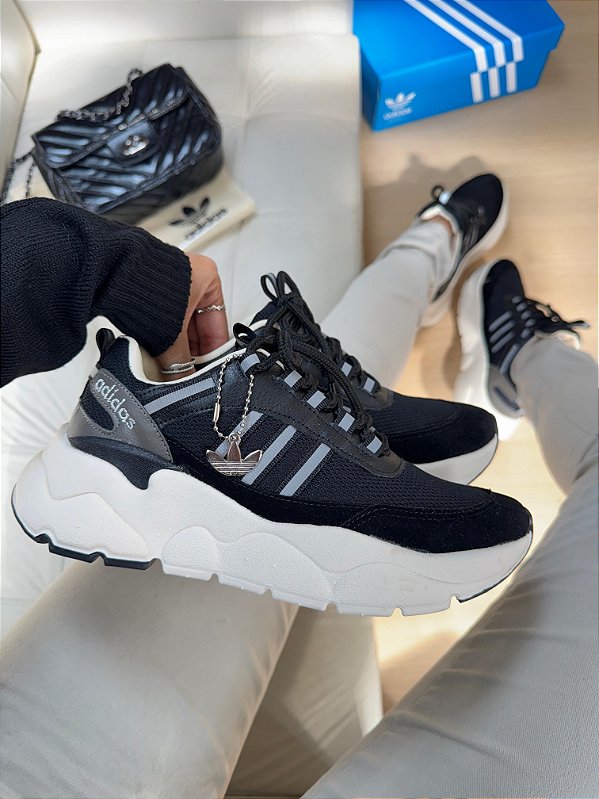 TÊNIS ADIDAS DAYMOND 34 AO 39