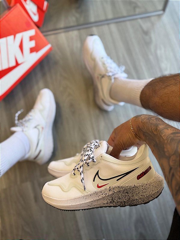 TÊNIS NIKE ZOOM NK47 38 AO 45