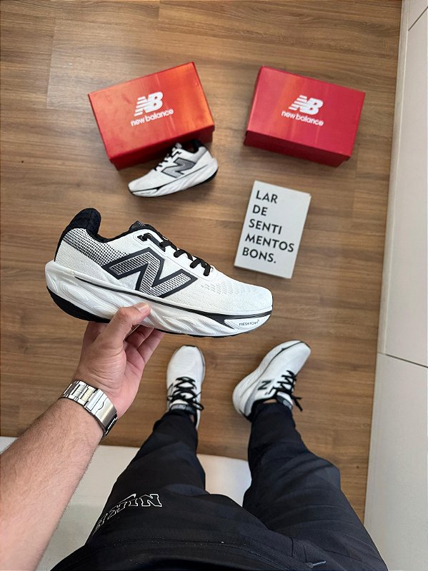 TÊNIS NEW BALANCE FRESH FOAM 1080