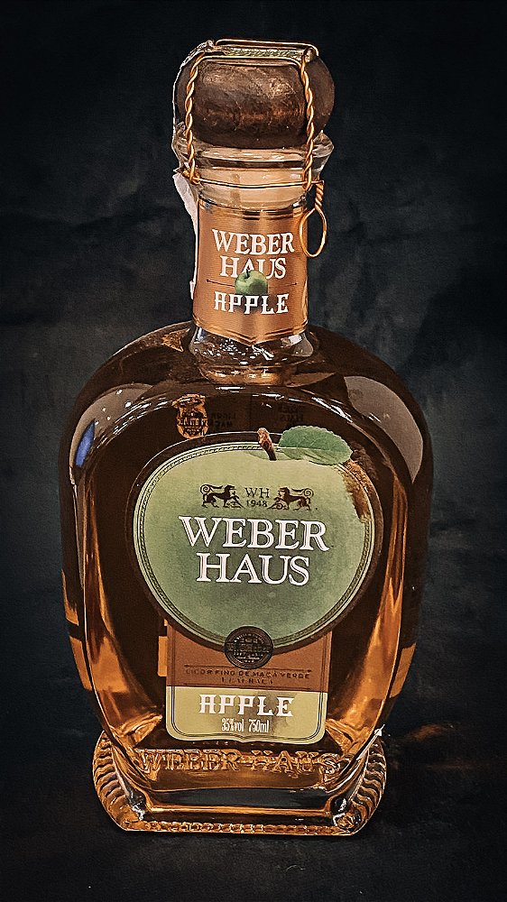 Weber Haus Apple