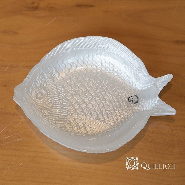 PETISQUEIRA FORMATO PEIXE COR BRANCO PÉROLA
