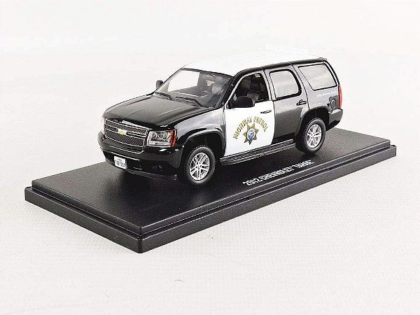 Miniatura Chevrolet Tahoe Policia Americana Califórnia Highway 1/43 Greenlight