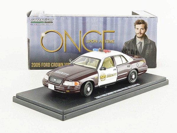 Miniatura Viatura Policia Americana Ford Crown Victoria 2005 Once Upon a Time 1/43 Greenlight