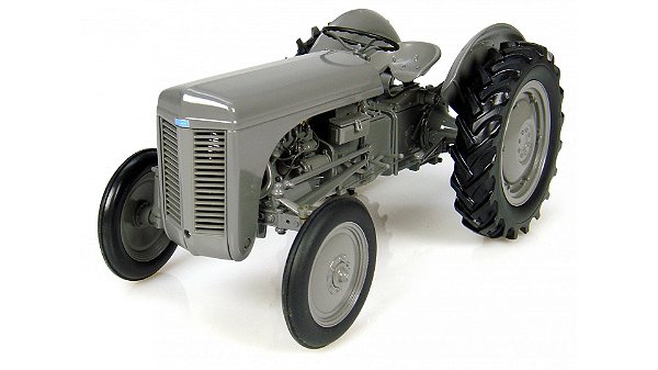 Miniatura Trator Agrícola Ferguson TEA 20 1/16 Universal Hobbies UH5303 Little Grey Fergie