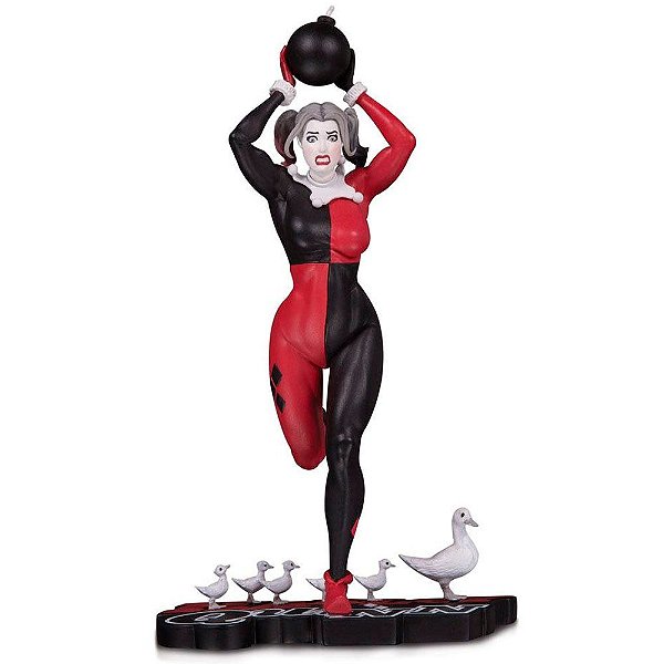 Estátua DC Collectibles Arlequina Red, White & Black por Frank Cho 21 cm Edição Limitada Numerada