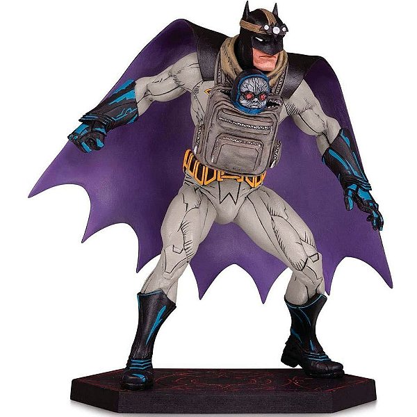Estátua DC Collectibles Batman e Darkseid Bebê Dark Nights: Metal por Greg Capullo 15 cm Oficial