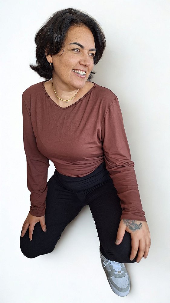 Blusa Manga Longa Viscolycra Plus Size - Liberdade de movimentos e bem-estar