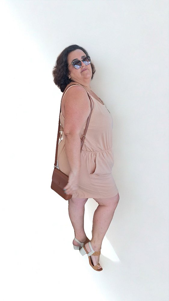 Macaquinho de Alcinha Plus Size - Crepe Duna  - Ideal para dias quentes de Verão!