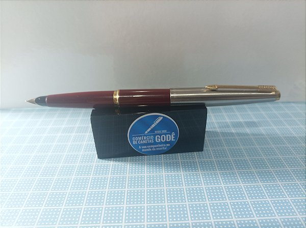 Caneta Tinteiro Parker 45 - Vermelha - Ano 1970 - Pena F (Ouro)