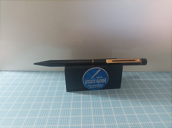 Lapiseira Sheaffer  TARGA em Epóxi preto mate e clip folheado a  ouro- 0,7 mm