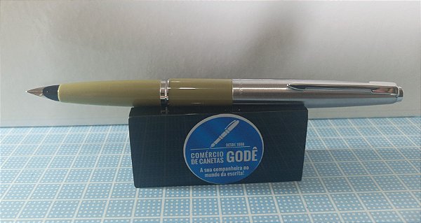 Caneta Tinteiro Moonmam- Modelo 80's - Cor Olivine