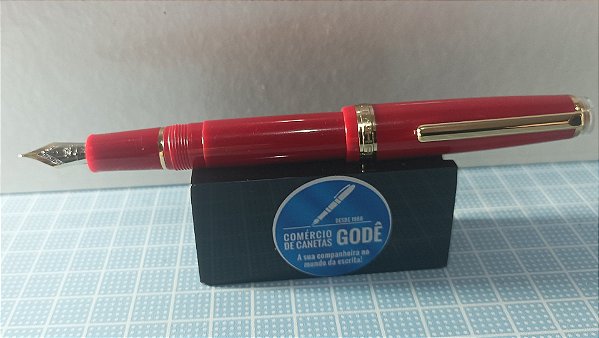 Caneta Tinteiro Jinhao 82 - Vermelha com Botões Transpararentes