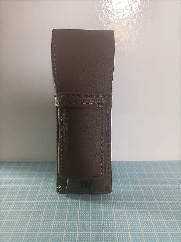 Estojo Porta Caneta Couro Sintético texturizado Marrom