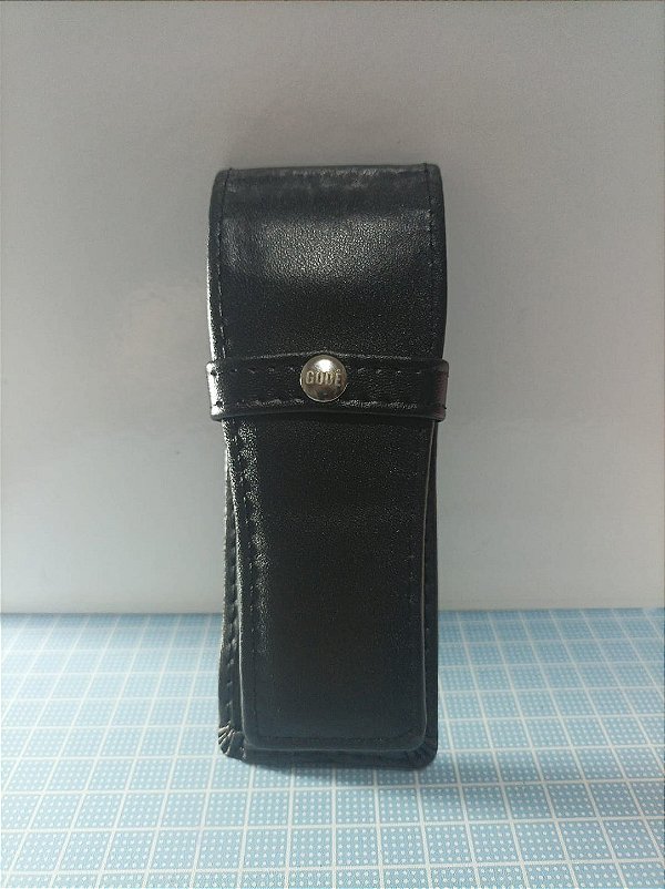Estojo Porta Caneta GODÊ- Couro Sintético Preto Liso- 2 Canetas