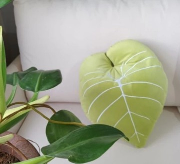 Almofada Decorativa de Folhagens