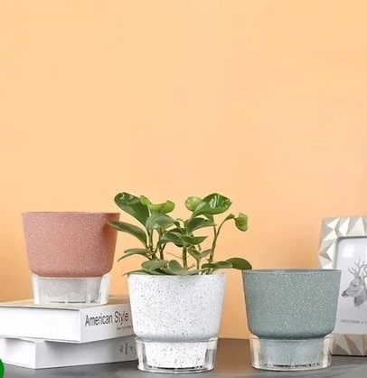 Vaso de Flores com Design Minimalista