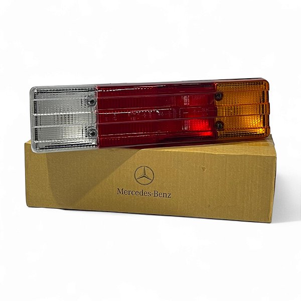 Lanterna Traseira 24V Mercedes-Benz - A6935440103