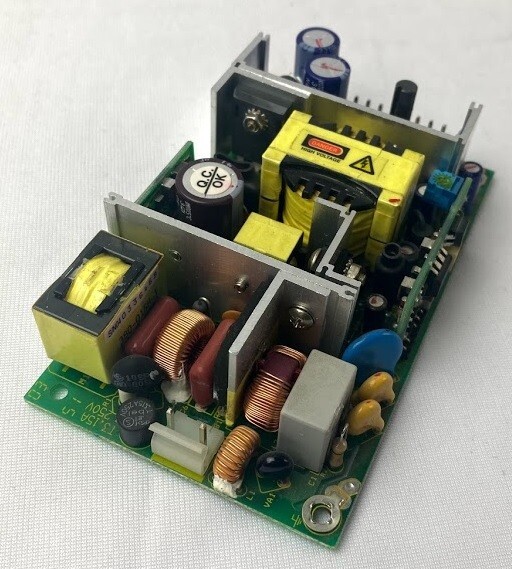 Fonte de alimentação SNP-Z101-M