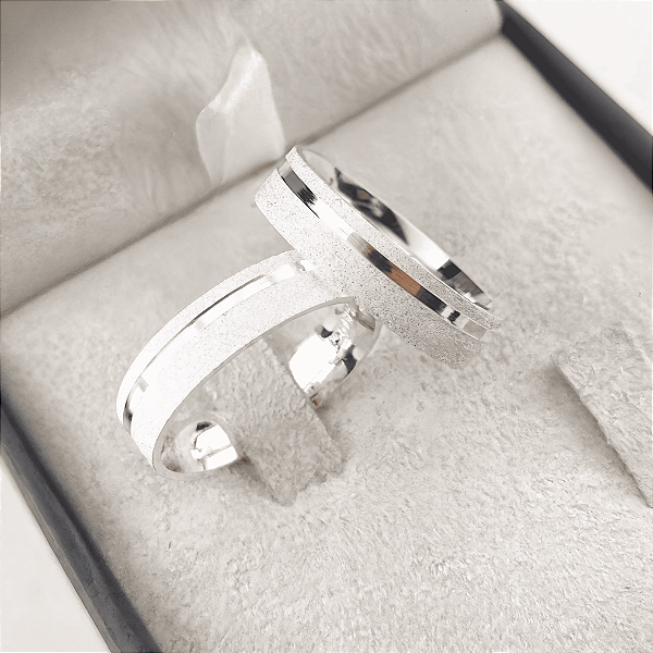 Aliança de Prata 950 Tradicional Essência MIREV 5mm Com Anel Solitário de Brinde Aliança só Love