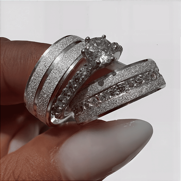 Aliança de Prata 950 Cravejada com Zircônias – Brilho Eterno Sovia Com Anel Solitário de Brinde Aliança só Love