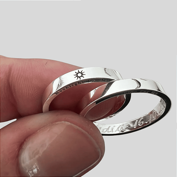 Aliança de Prata 950 Exclusiva com Design Personalizado Com Sol e lua  – Alianças Só Lovel  Com Anel Solitário de Brinde Aliança só Love