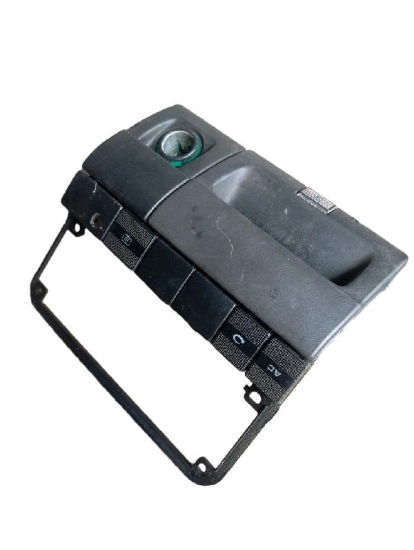 MOLDURA CINZEIRO | GOLF GL 1995