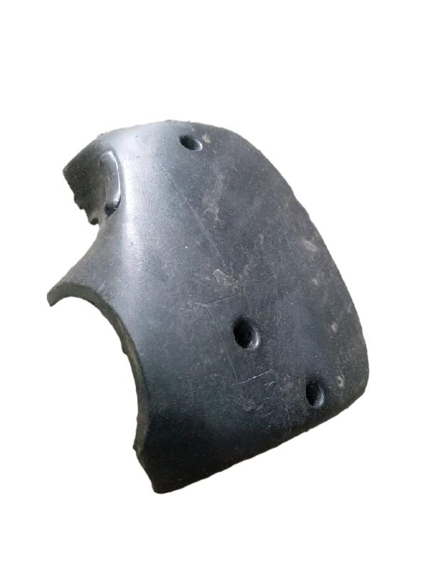 ACABAMENTO INFERIOR COLUNA DIREÇÃO | PARATI 16V 1999