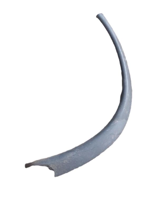 MOLDURA ESQUERDA PARA-CHOQUE DIANTEIRO | CORSA WIND 1997
