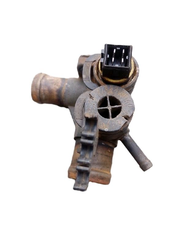 CAVALETE D'ÁGUA | GOLF GL 1995