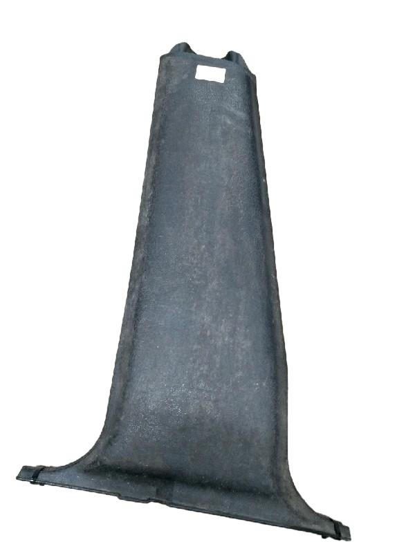 MOLDURA INFERIOR CENTRAL ESQUERDA | GOLF GL 1996