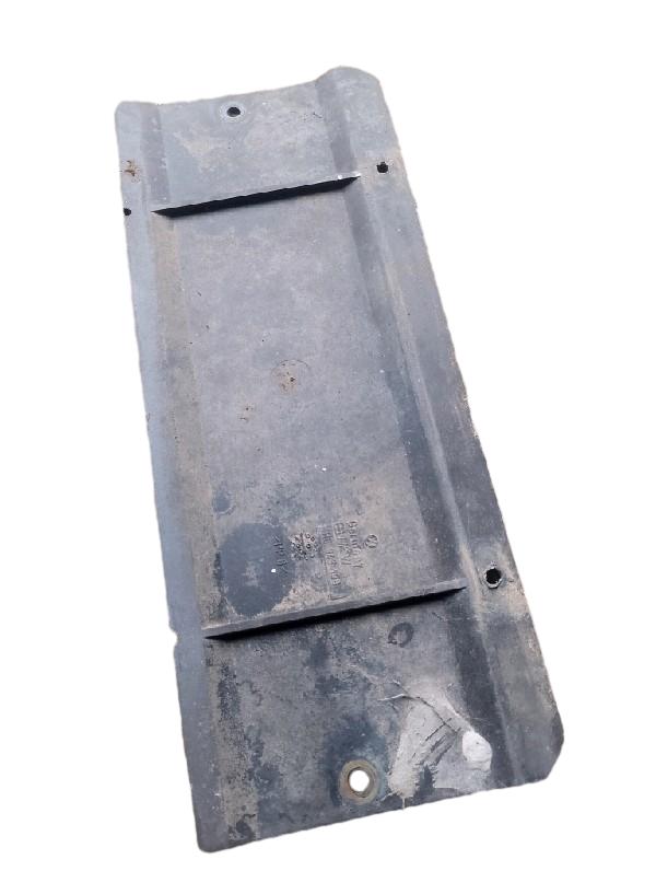SUPORTE PLACA TRASEIRA | GOLF GL 1995