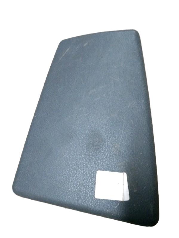 ACABAMENTO INFERIOR COLUNA CENTRAL ESQUERDA | PALIO YOUNG 2001