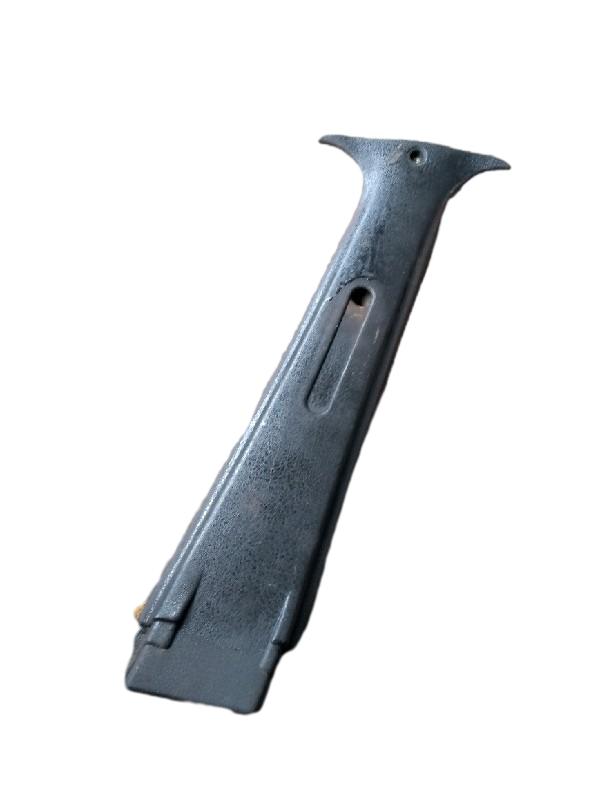 ACABAMENTO SUPERIOR COLUNA CENTRAL DIREITA | VECTRA CD 1995