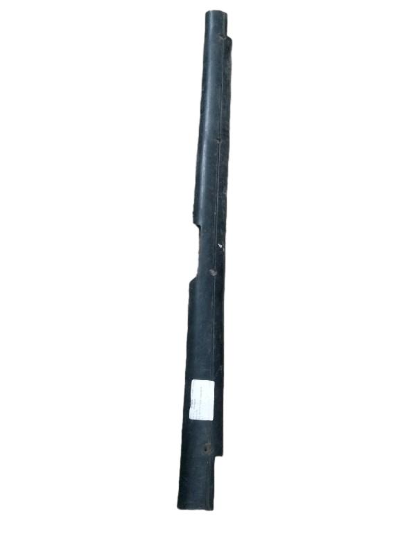 SOLEIRA PORTA DIANTEIRA DIREITA | UNO ELECTRONIC 1994