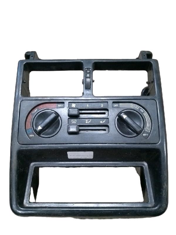 MOLDURA PAINEL CENTRAL COM CONTROLE | UNO 1996