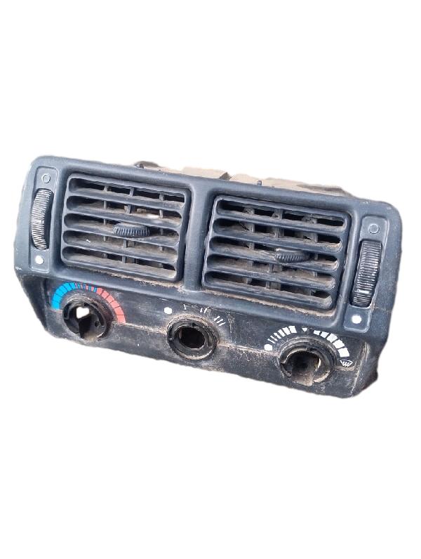 MOLDURA DIFUSORES CENTRAIS | ESCORT L 1991