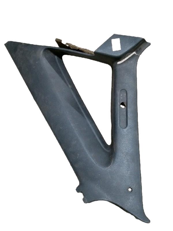 ACABAMENTO COLUNA TRASEIRA DIREITA | VECTRA 1994