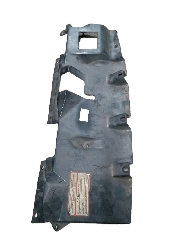 DEFLETOR SUPERIOR DO RADIADOR | ESCORT SW 1998