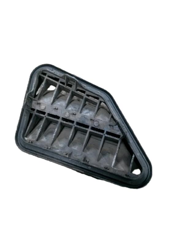 GRADE VENTILAÇÃO PORTA-MALAS | BRAVA SX 2002