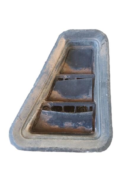 GRADE VENTILAÇÃO TRASEIRA DIREITA | SAVEIRO 1.6 MI 2000