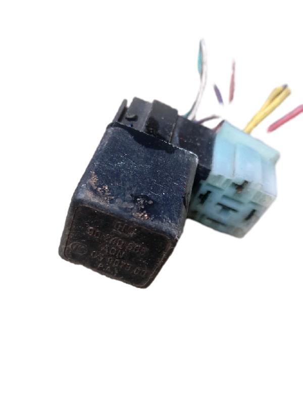 RELÉ | MONZA SL E 1.8 1988