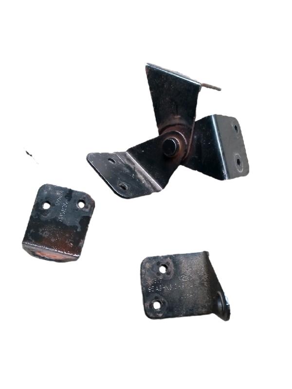 SUPORTES FIXAÇÃO BANCOS TRASEIROS | ESCORT SW GL 16V F 1999