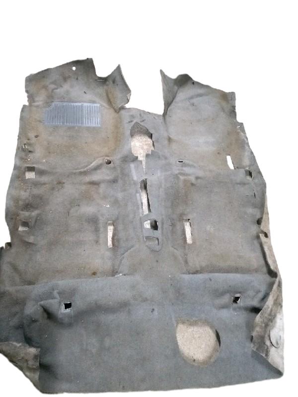 CARPETE | ESCORT SW 1998