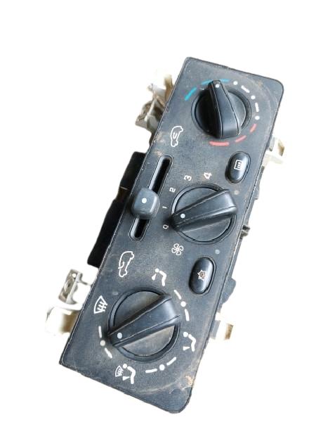 MOLDURA COMANDO VENTILAÇÃO | C3 XTR FLX 2008