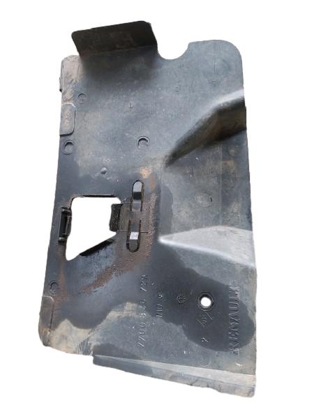 DEFLETOR ESQUERDO MOTOR | CLIO SED. EXP. 1.0 16V 2005
