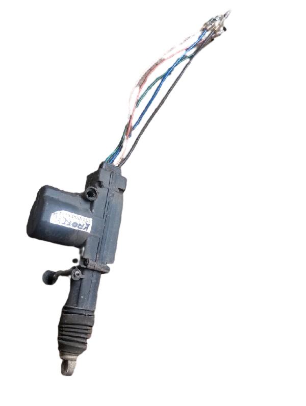 TRAVA ELÉTRICA PORTA DIANTEIRA ESQUERDA | GOLF GL 1995