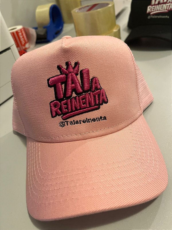Boné Rosa da Tai a reinenta