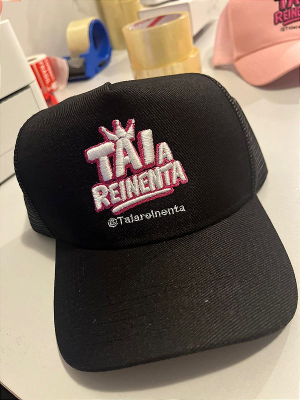 Boné preto tai a reinenta