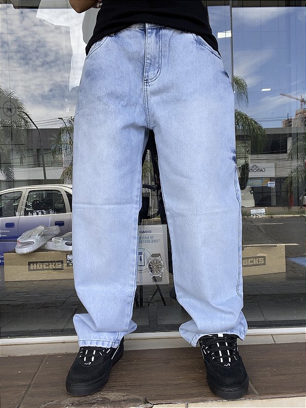 Calça baggy